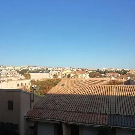 Maison De La *